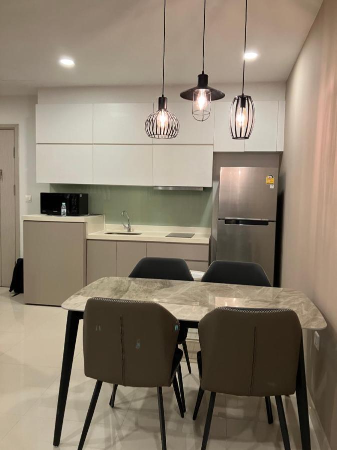 The Bridge Residence Phnom Penh Esterno foto