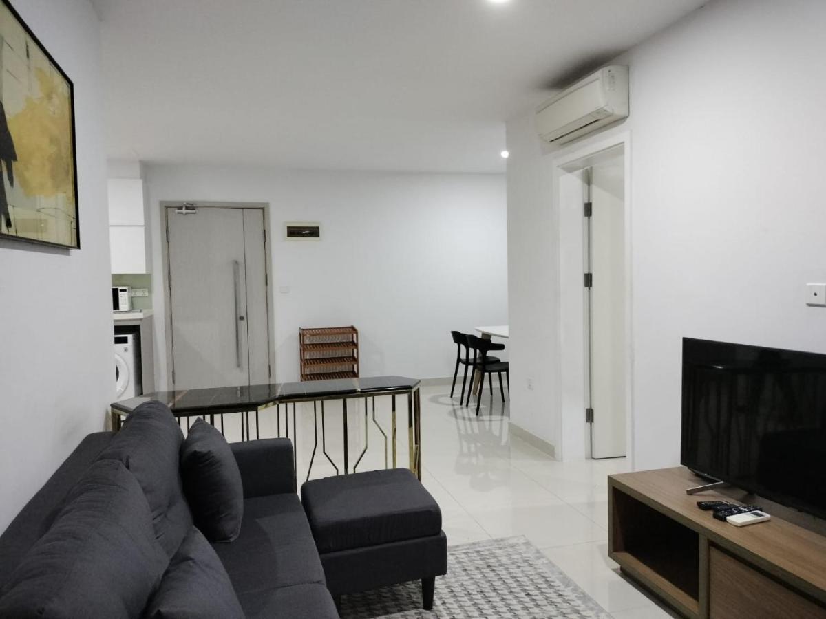 The Bridge Residence Phnom Penh Esterno foto